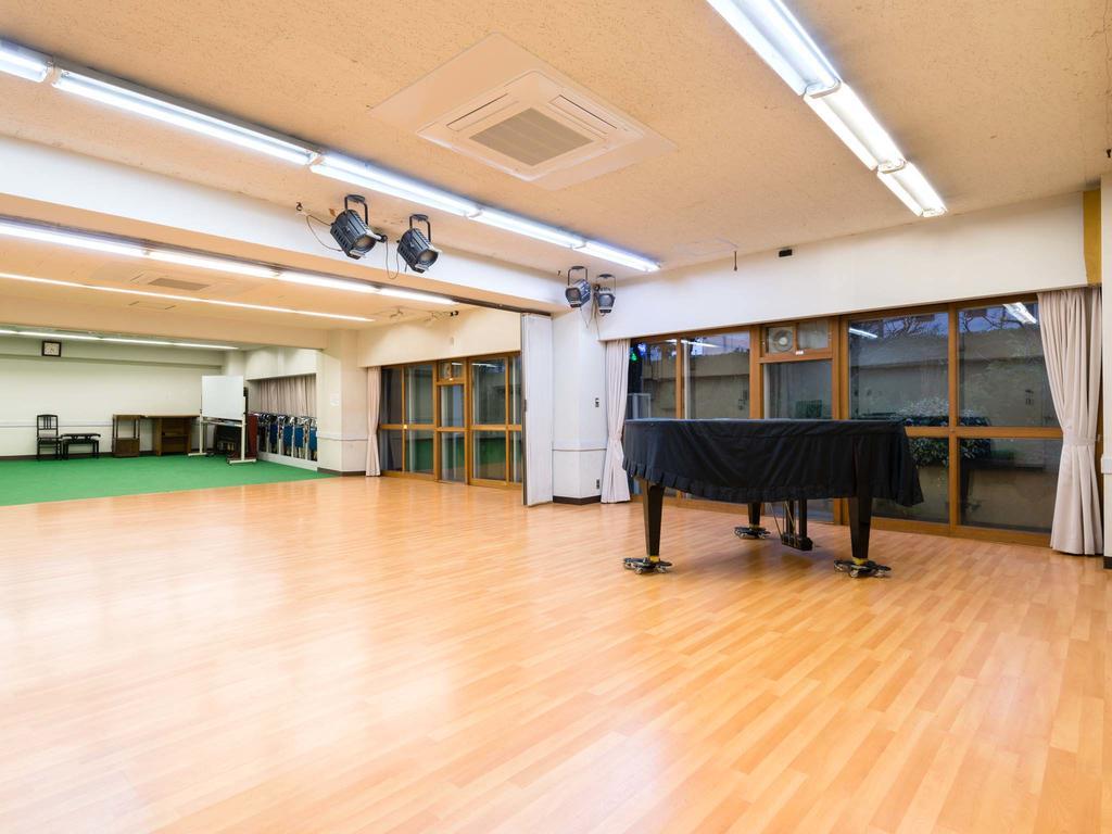 Kobe Student Youth Center Экстерьер фото